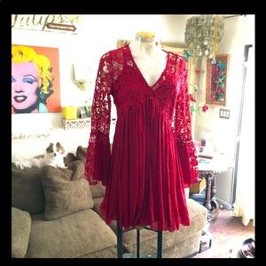 🎷🥁Beautiful red lace dress🌹